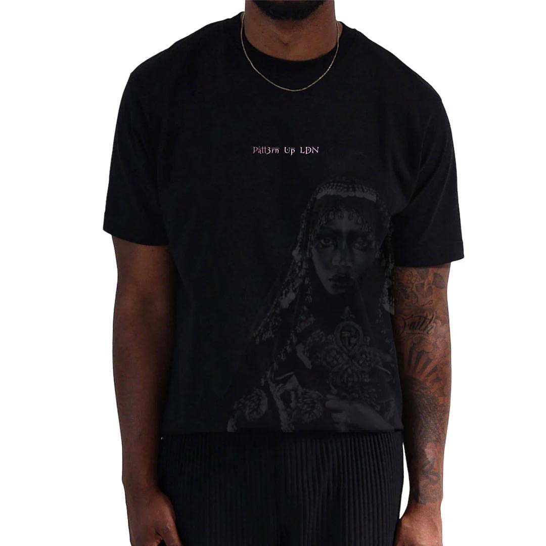 Patt3rn Up LDN ROYALTY - Heavy Black T-Shirt