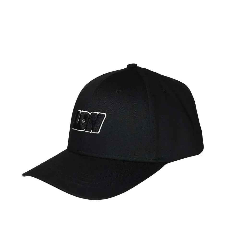 Satin lined cap for hair protection designed for curly hair, locs, braids, wigs and skull caps. Helps reduce friction, prevent breakage, control frizz and retain moisture for healthier hairstyles